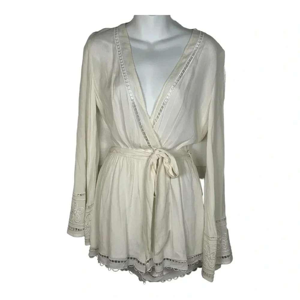 Lost + Wander Sincerely Cream Lace Long Sleeve Romper New with‎ tags Small